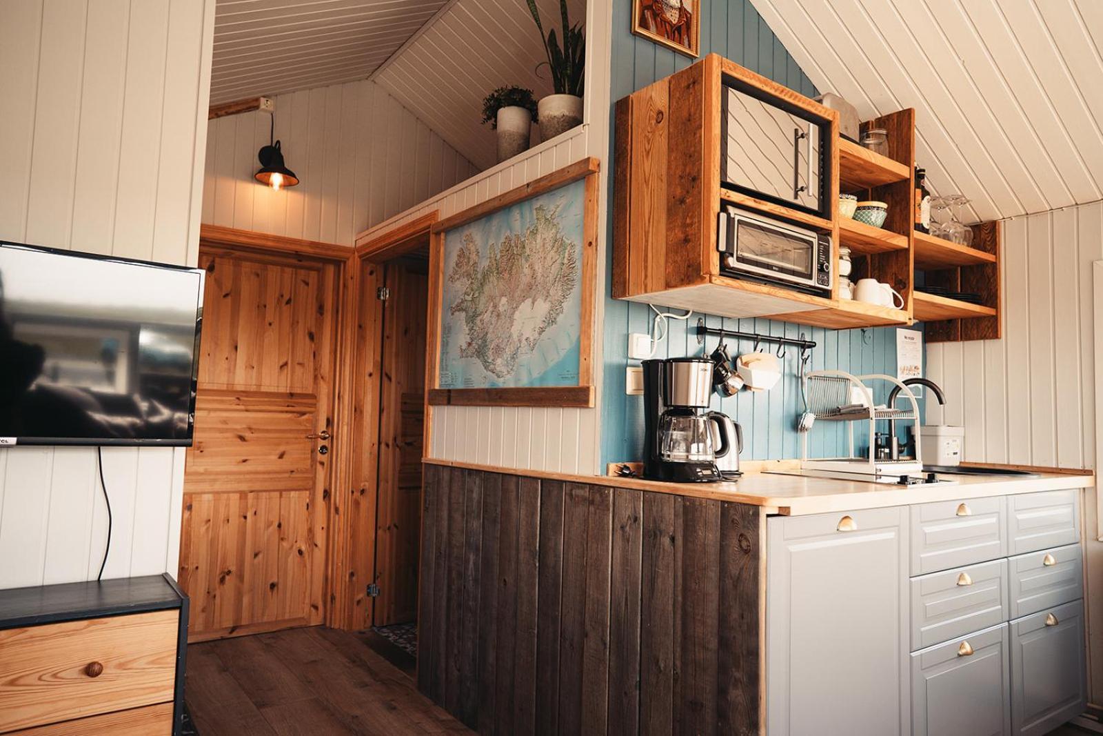 Ocean Break Cabins Sandgerði Eksteriør bilde