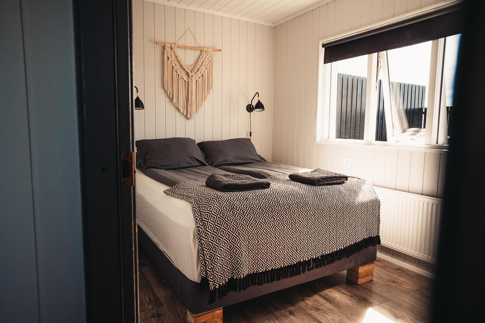 Ocean Break Cabins Sandgerði Eksteriør bilde
