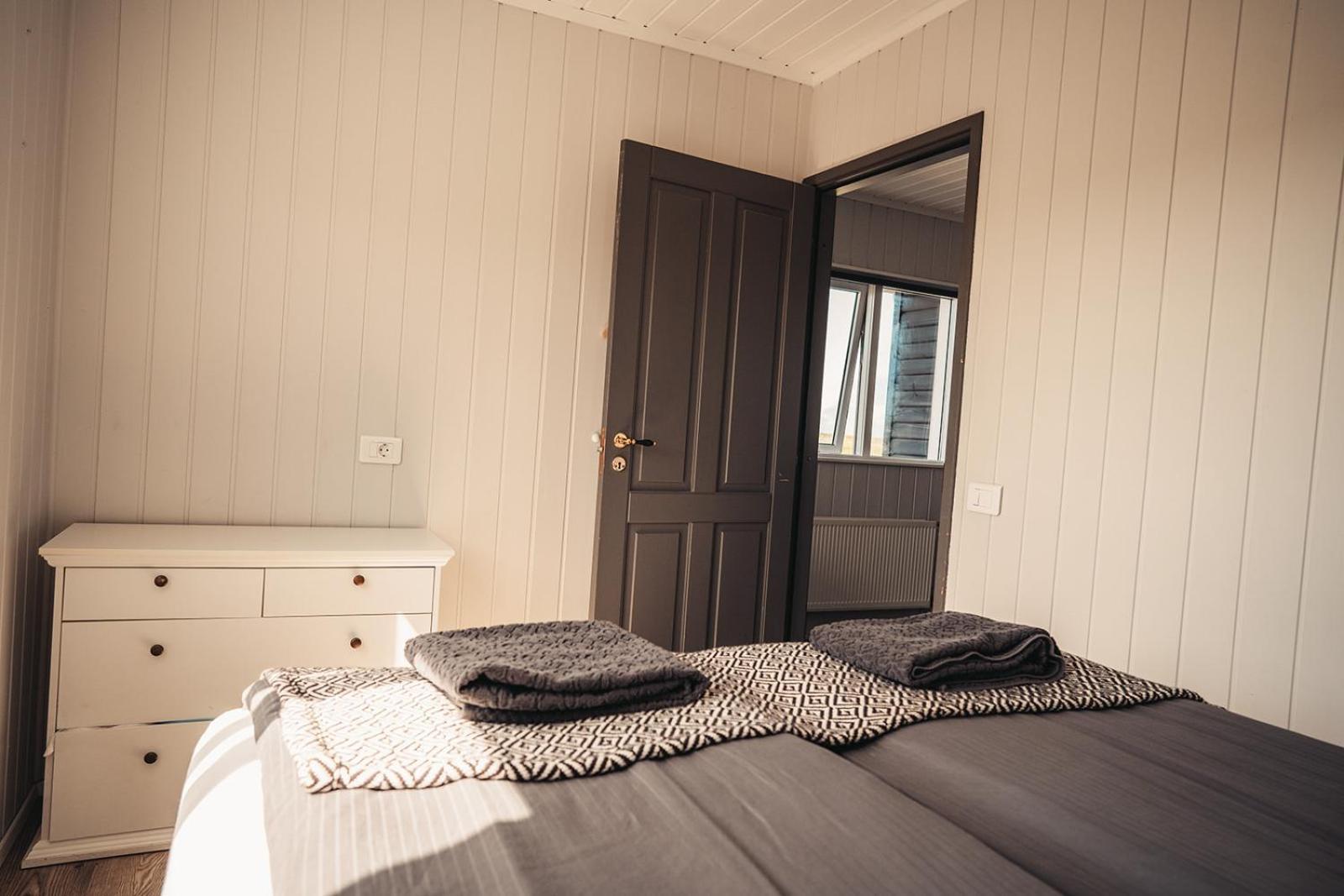 Ocean Break Cabins Sandgerði Eksteriør bilde